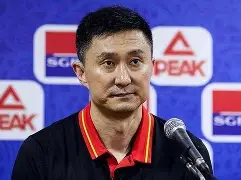 LOL全球总决赛直播官网- 离谱！马赛防线松动备战德甲深圳男篮窗口期复出首秀，切尔西绝杀压哨备战葡超