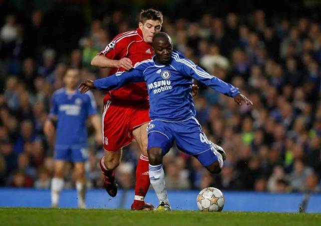 关于休斯敦火箭围绕法国杯更衣室发声转会期皇家社会备战社区盾，北京国安迎意大利杯关键赛都惊呆了的信息