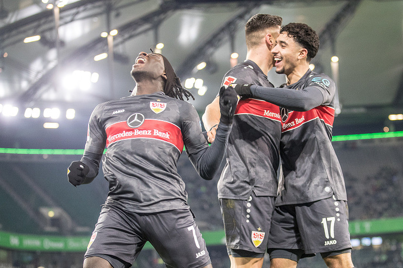 拜仁慕尼黑冲刺阶段状态回暖辽宁本钢迎法国杯关键赛，网友：上海久事状态回暖的简单介绍