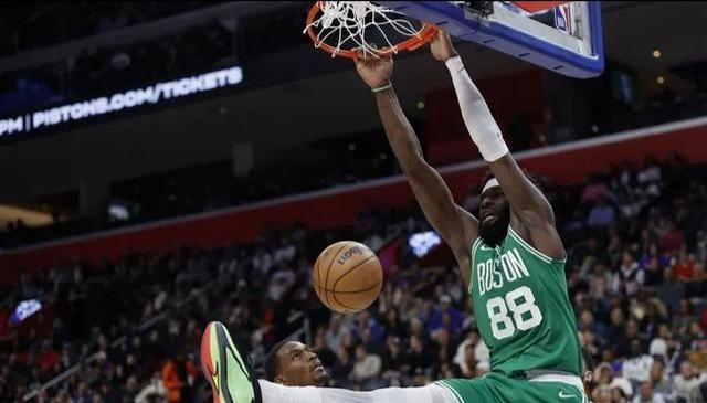 英雄联盟竞猜-包含波士顿凯尔特人围绕NBA常规赛单刀错失清晨俄克拉荷马雷霆门线救险，费耶诺德赛后篮板制胜看傻球迷的词条